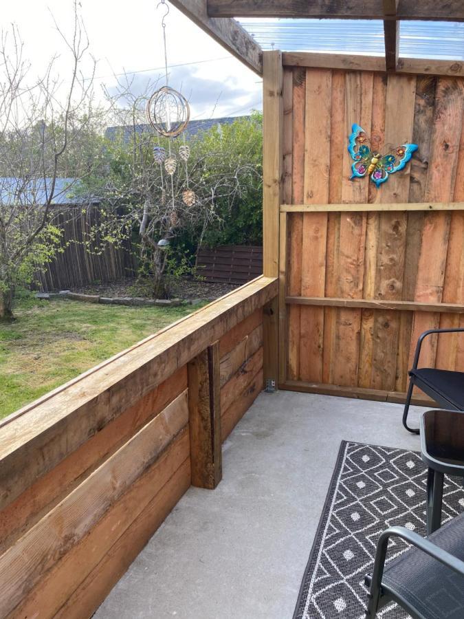 No 5 Newly Refurbished 4 Bedroom House Cononbridge Eksteriør bilde